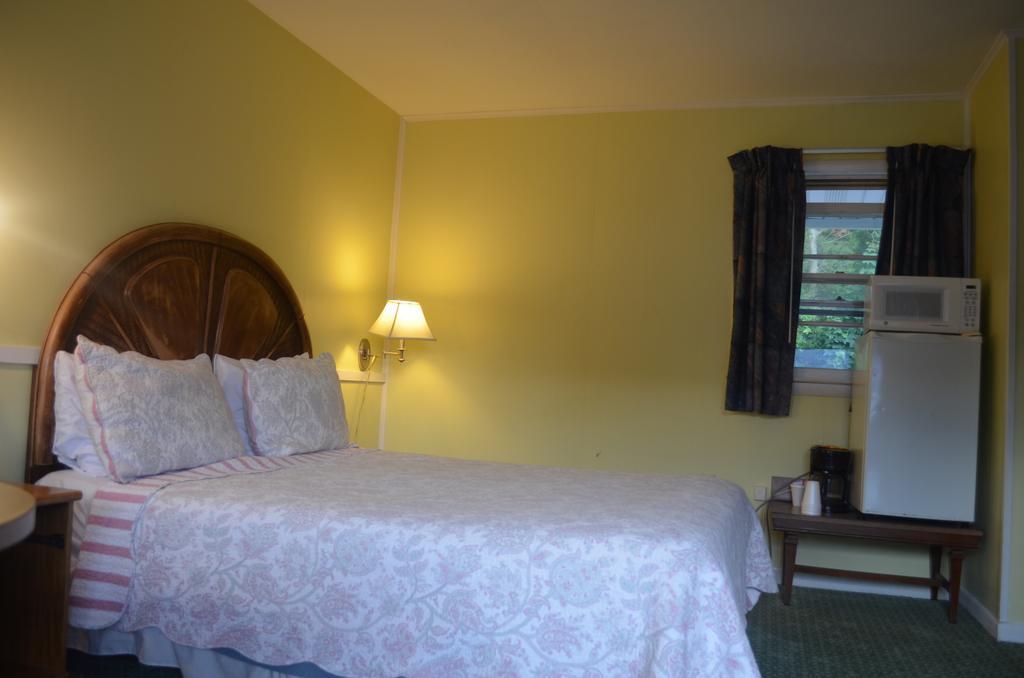 Clinton Motel Extérieur photo