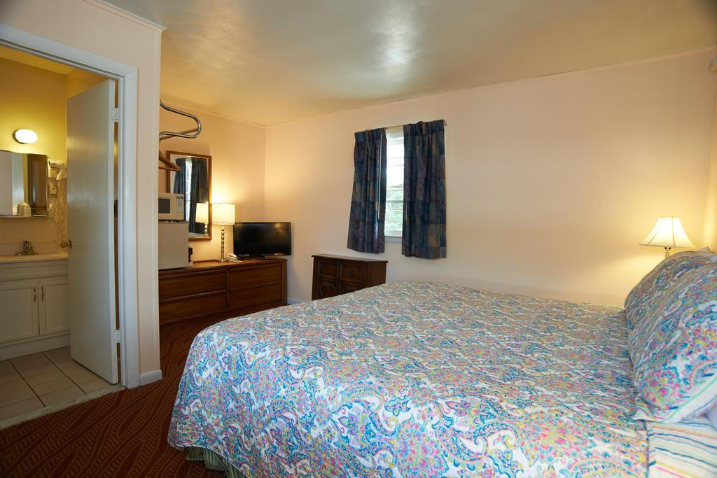 Clinton Motel Extérieur photo